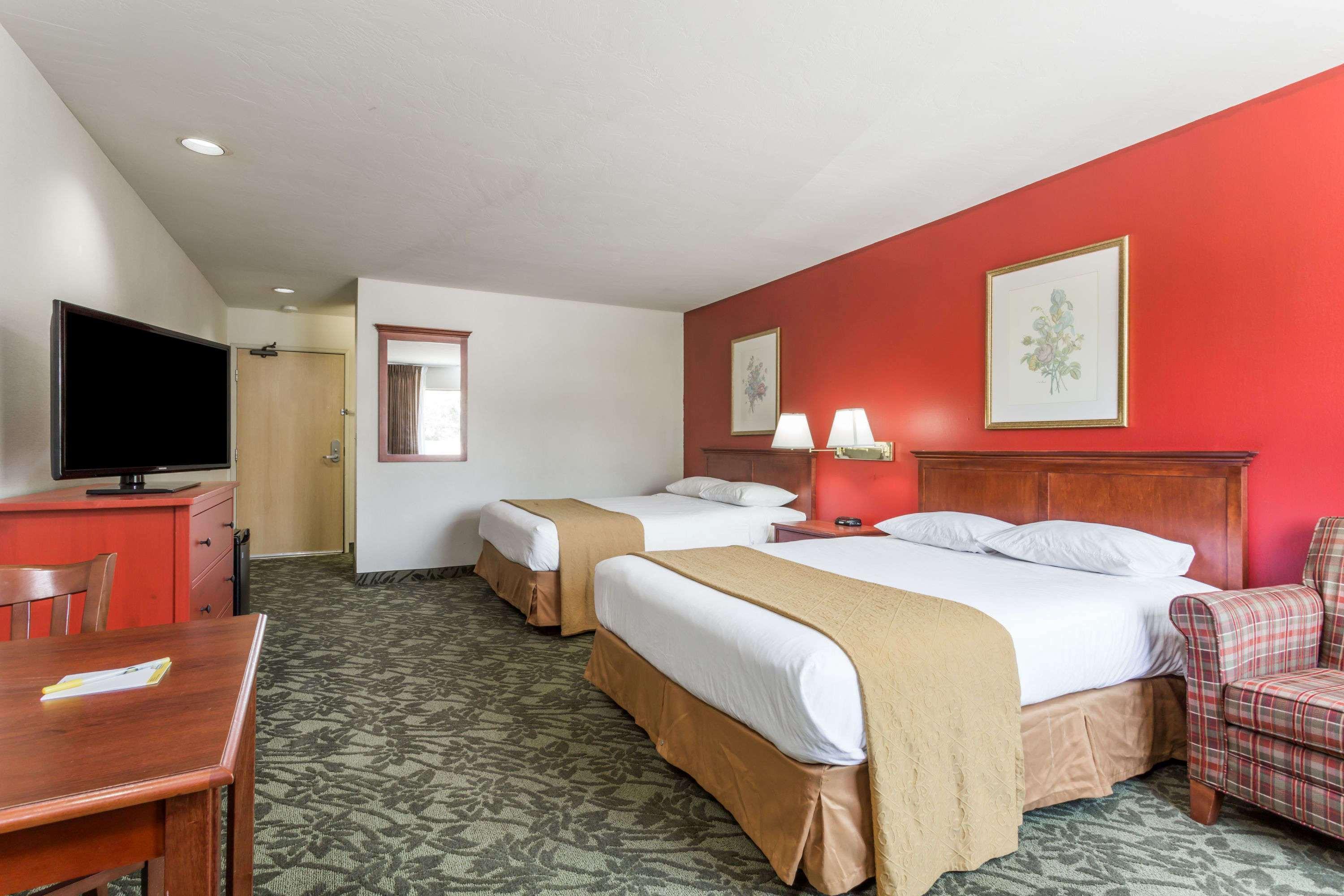 Days Inn By Wyndham Eugene Downtown/University Exterior foto