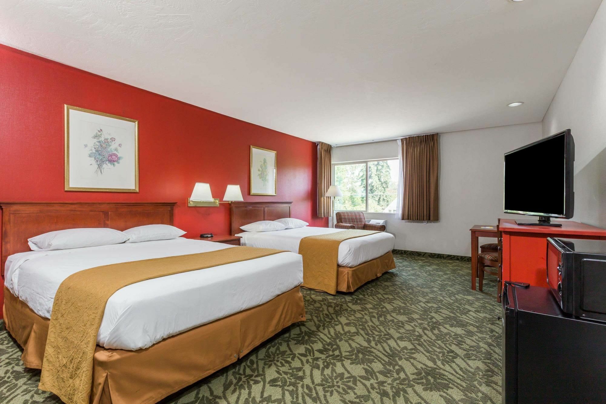 Days Inn By Wyndham Eugene Downtown/University Exterior foto